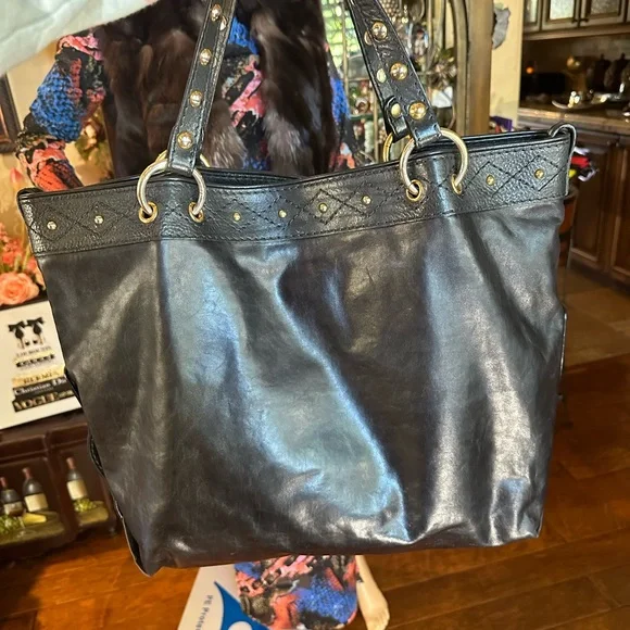 Beautiful Ex large Black Irina Babushka Leather Tote - Picture 12 of 17
